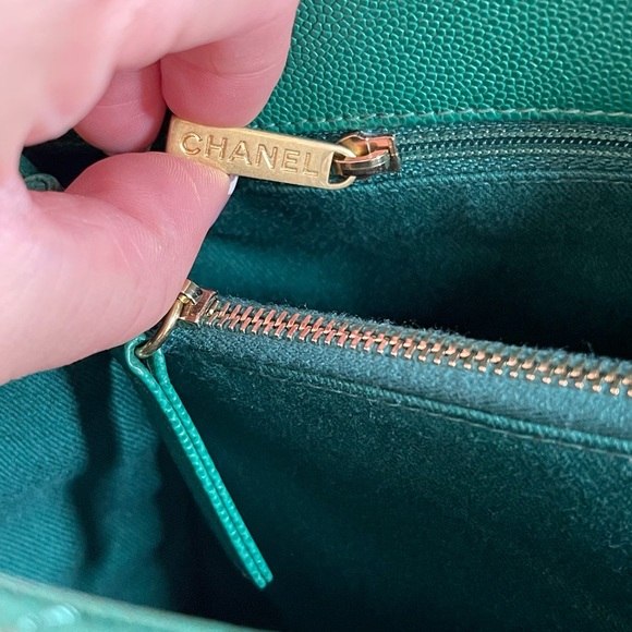 💚 ✨ Gorgeous  Chanel Coco Handle✨💚 - Picture 6 of 14